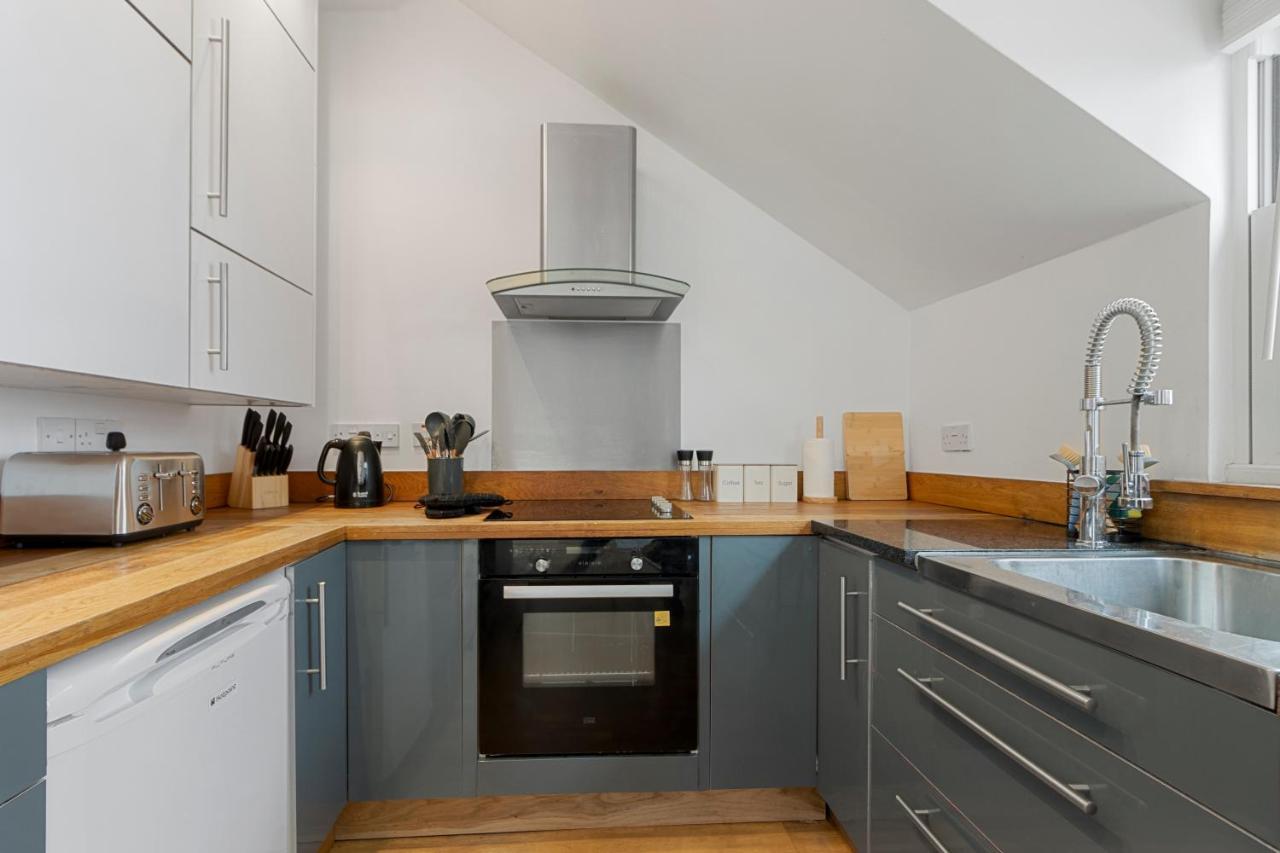 Stunning Sea View Whole Home In Torbay Close To Beach Torquay Ngoại thất bức ảnh